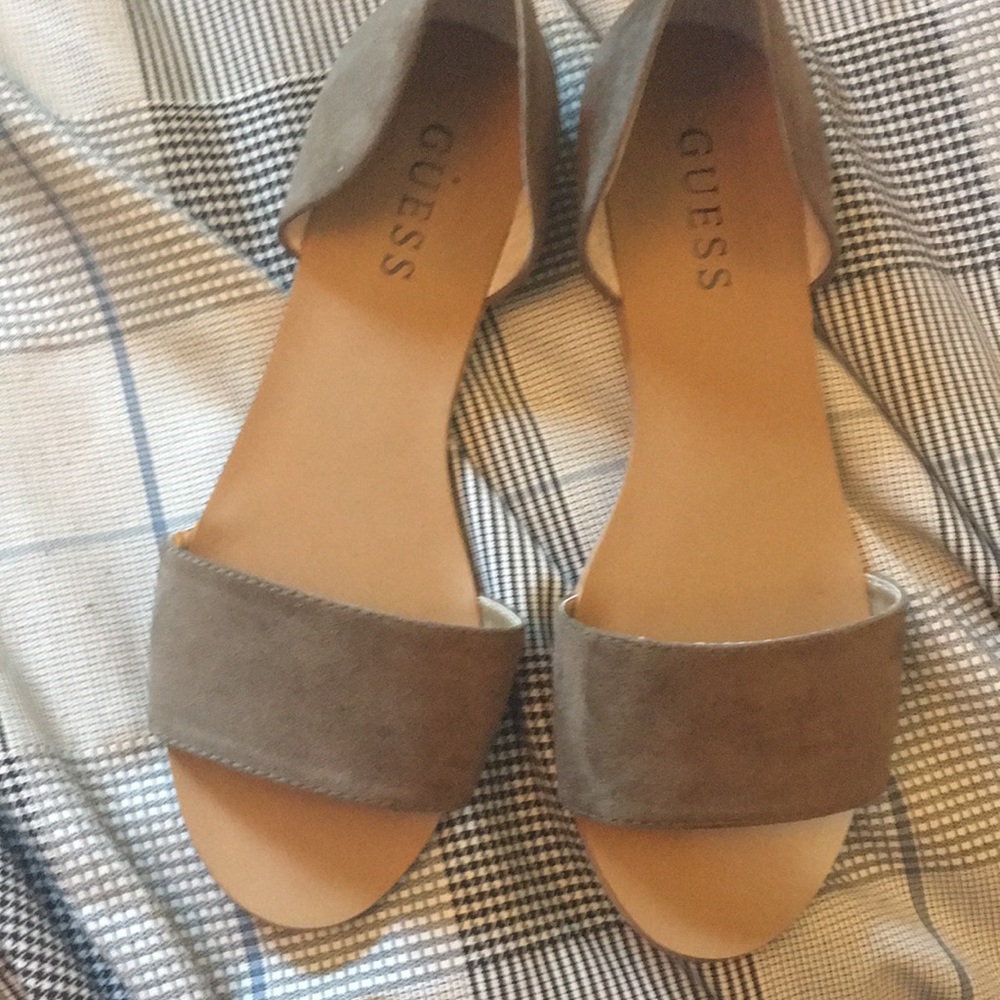 Guess Slides